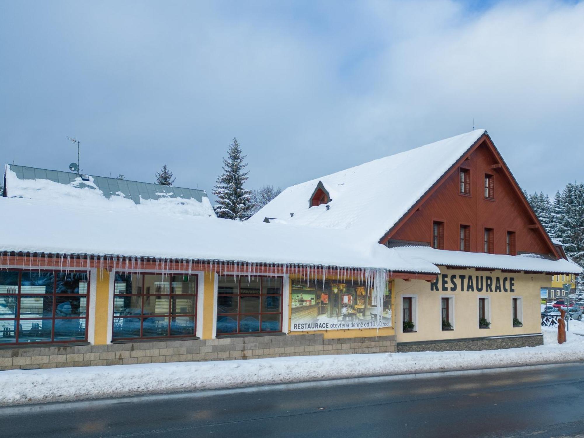 Hotel Horsky Skiland 3*