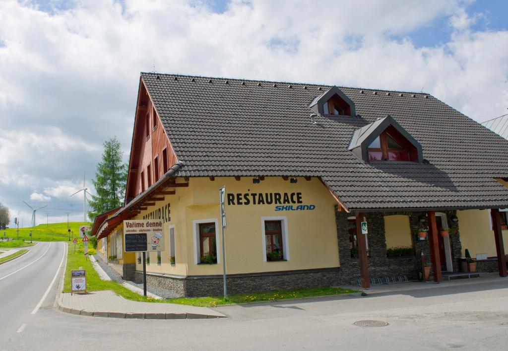 Horsky Skiland 3* Ostružná